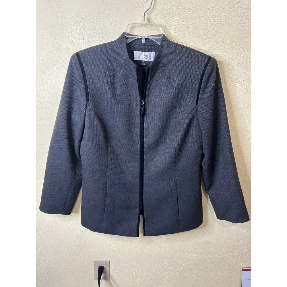 Le‎ Suit Petite Womens 10P Gray Textured Skirt Set Zip Front Blazer Professional